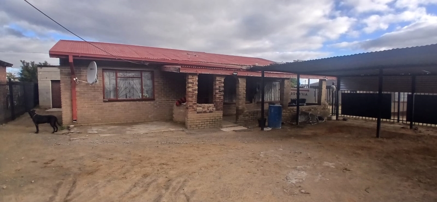 2 Bedroom Property for Sale in Botshabelo Free State